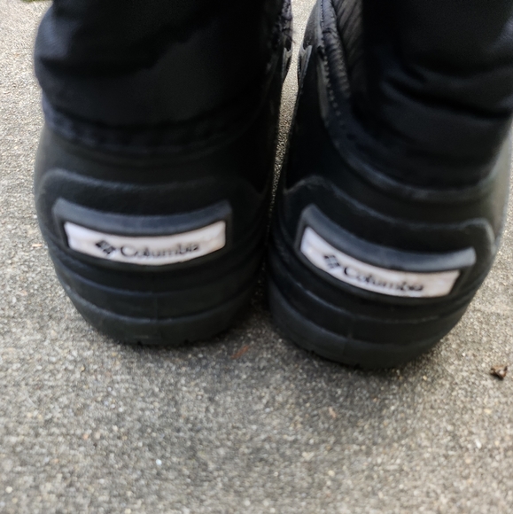 Columbia Powerbug Plus Women's sz 7 snowboots - Picture 3 of 4